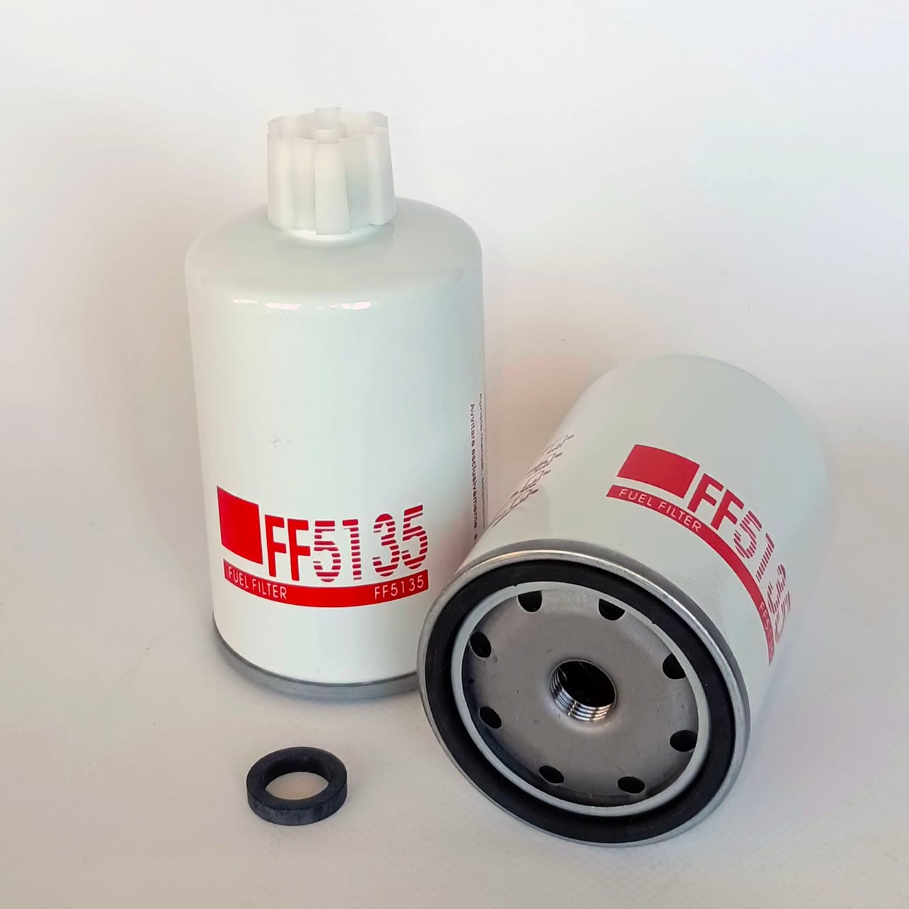 FF5135 фильтр топливный