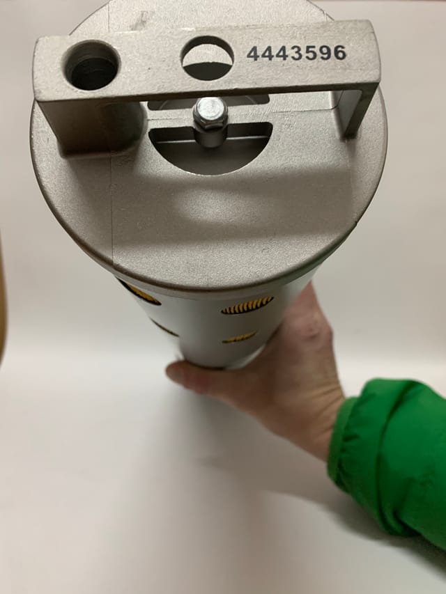 4443596 фильтр гидравлический Hitachi